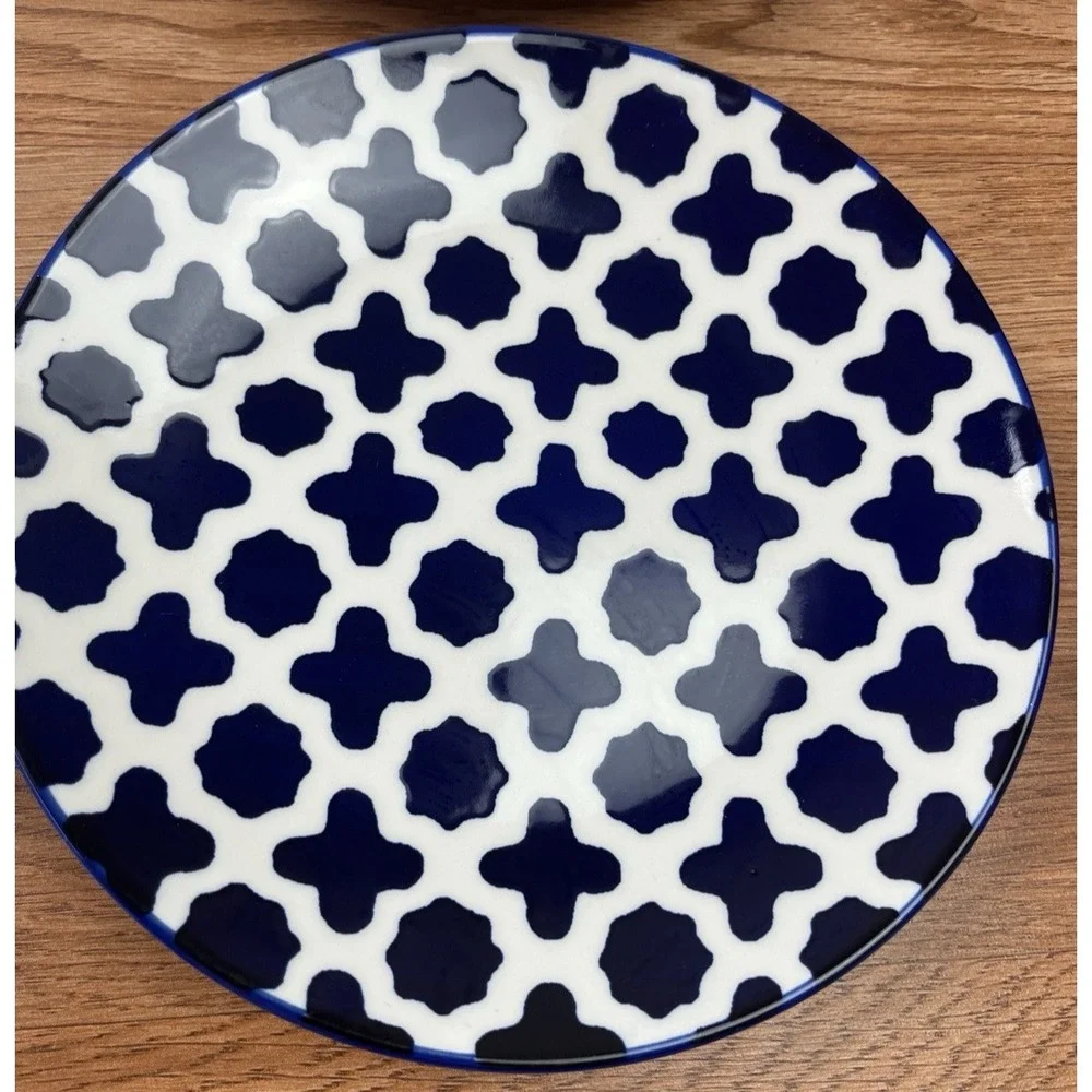 Pier 1 Stoneware Set of 4 Salad Plates 8.5